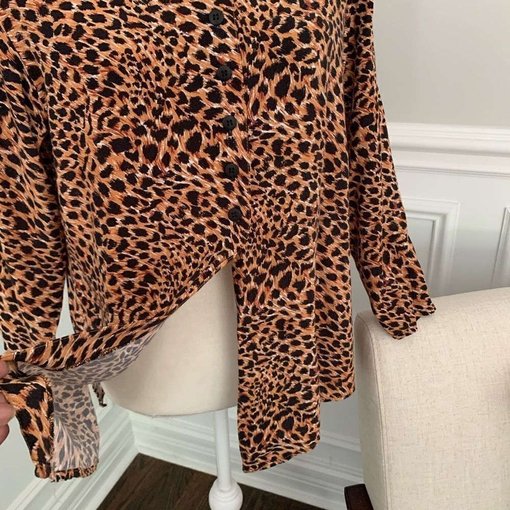 Vintage Leopard Print Button Up Size Medium - Picture 5 of 11